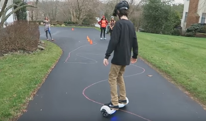 Family turn Driveway Hoverboard Racecourse